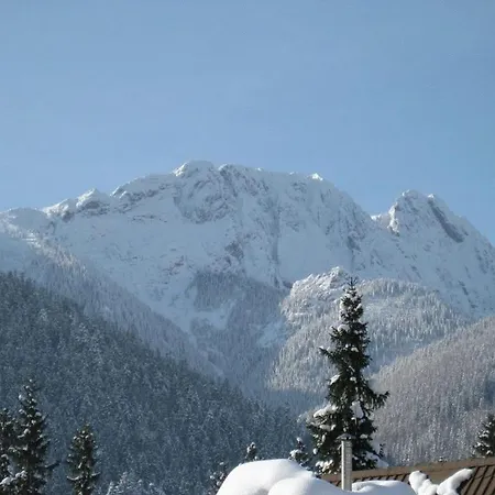 Διαμέρισμα Center *